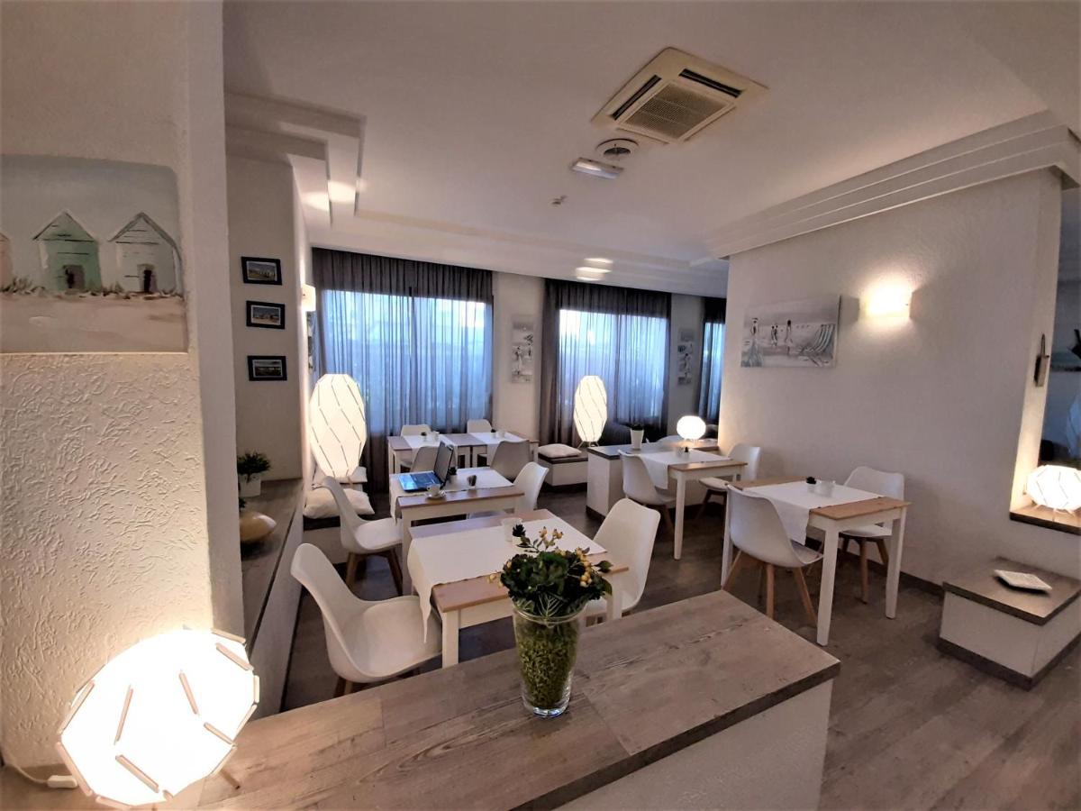 Hotel Arlecchino Riccione Eksteriør billede